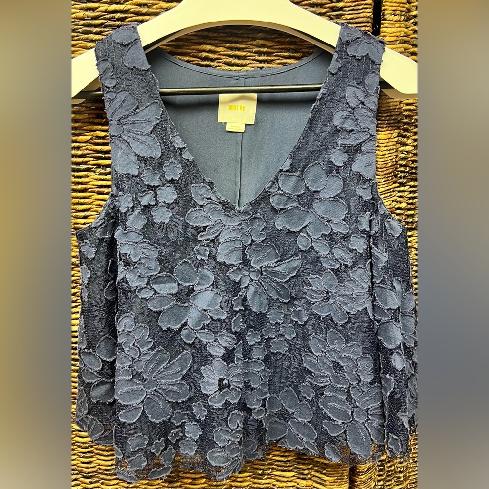 Maeve- Blue Textured Floral Blouse,‎ Anthropologie, Small